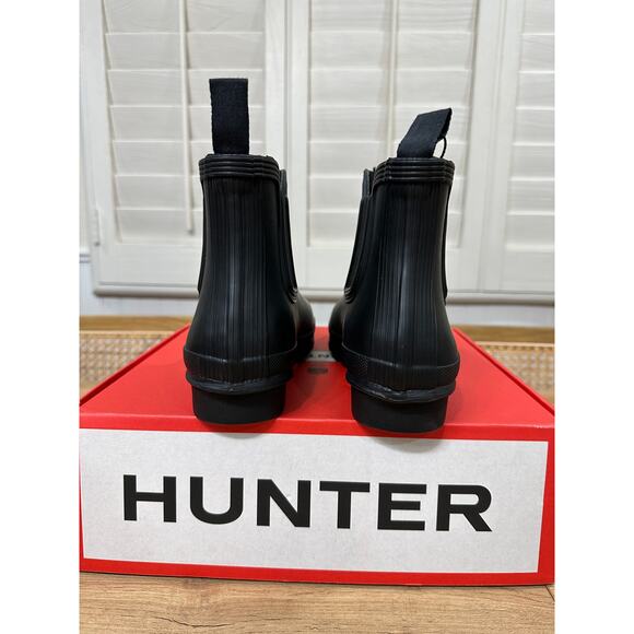 Hunter Women's Original Insulated Chelsea Rain Boots Black Size 8 NIB Waterproof - Picture 9 of 14